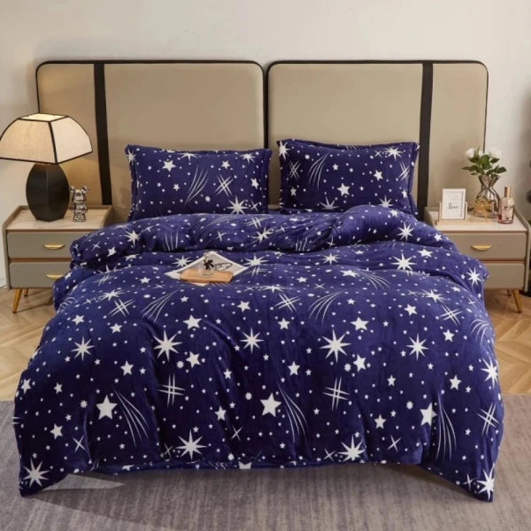 Lenjerie pat dublu Cocolino, 4 piese, super pufoasa, Albastru, ploaie de stele