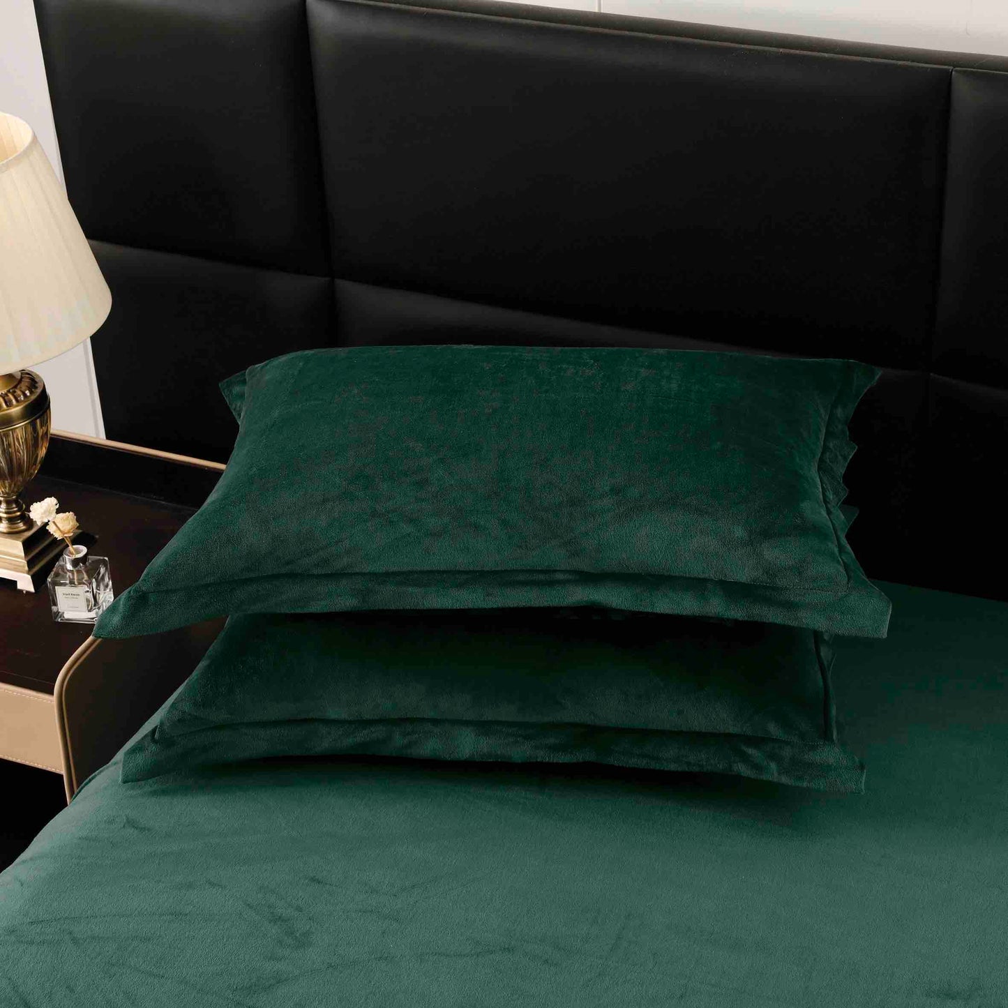 Lenjerie pat dublu, din Blanita artificiala de Iepure, Pufoasa, 6 piese, Verde Smarald, LJB40