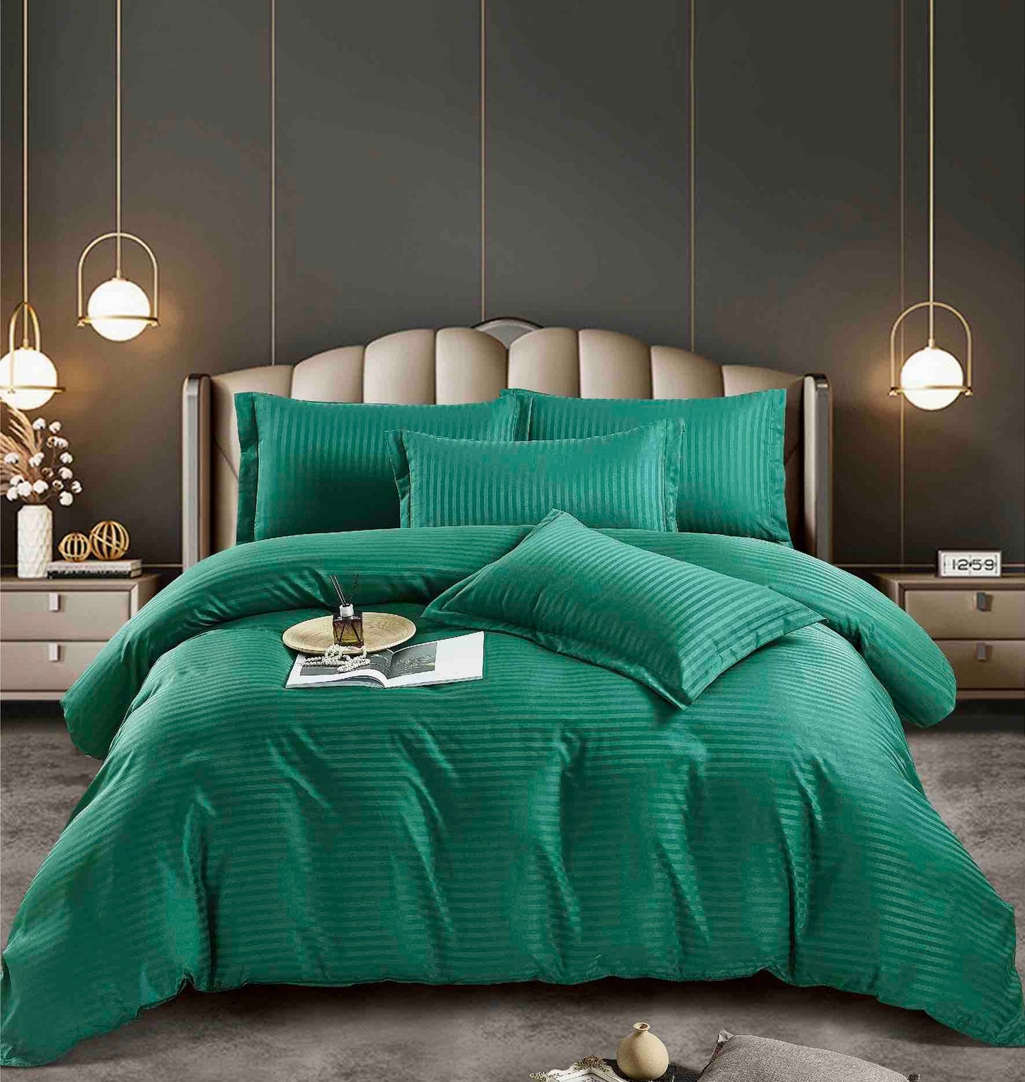 Lenjerie de pat dublu Model Damasc, cearceaf cu elastic ,Bumbac finet , 6 piese , Verde Smarald, DAM022