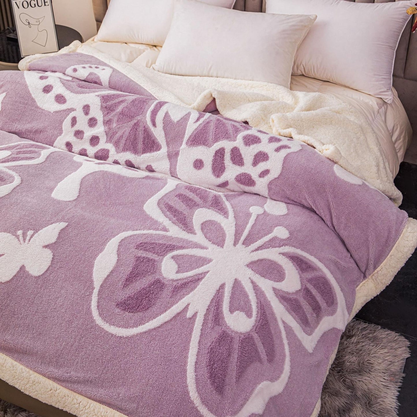 Patura groasa Cocolino cu blăniță, 200x230, Model Fluturi 3D, Mov-Lila, cod PTR15