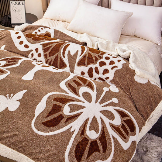 Patura groasa Cocolino cu blăniță, 200x230, Model Fluturi 3D, Maro închis, cod PTR17