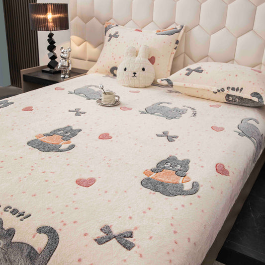 Husă groasa Cocolino cu elastic, pat dublu, 2 fețe de pernă, Pisicuțe, HPC49