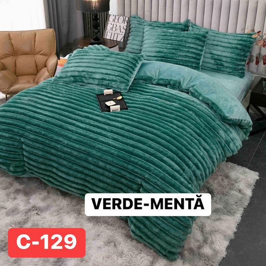 Lenjerie pat dublu Cocolino, blană de iepure artificială, Model Dungi, Cearsaf cu Elastic, Verde-Mentă, C-129