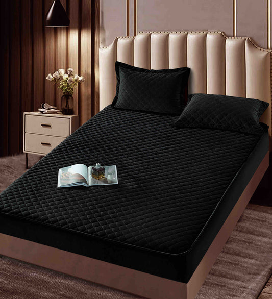 Husă Catifea TOPPER cu Elastic + 2 fețe de pernă, 160x200, Negru . HT02